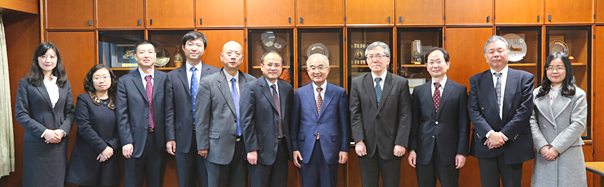UESTC Vice President, Professor Zhen Yong and UESTC faculty members visited Dr. Kajitani, Senior Advisor to the President and our executive on 17 November, 2016.