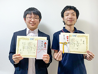 （左から）柳田さん（優，特別），山岸さん（優，特別）