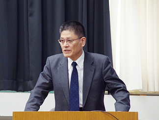 Closing remarks by Wataru Mitsuhashi, Member of the Board of Directors UEC, Tokyo. 
