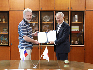 Prof Tolstikhin, President Fukuda