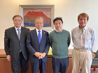 在ニュージーランド日本国大使館訪問